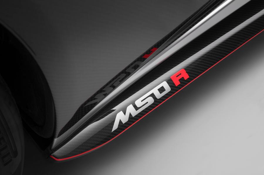 Детали экстерьера McLaren MSO R Coupe 2017 года  (фото 8 из 8)